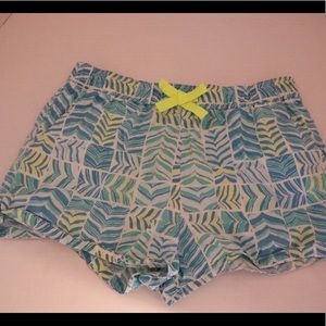 Vineyard Vines shorts